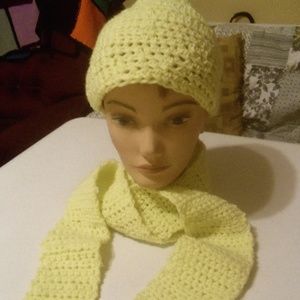 👒Yellow Crochet Handmade Hat Plus Scarf👒